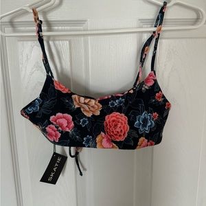 Skatie maddie top in Tahiti